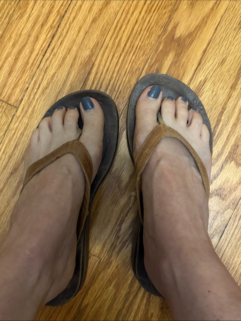 Chaco Women's Tan Suede Thong Sandals Size 7.5